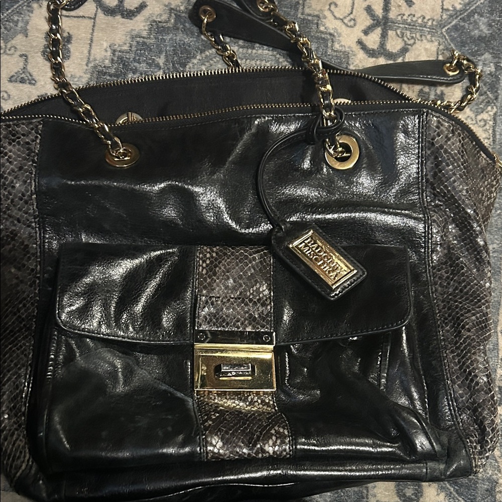 Badgley Mischka Black and Gold Shoulder Bag